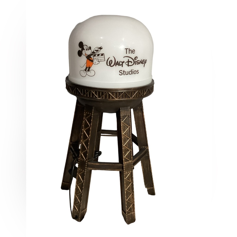 SOLD………Disney ERAS Lamp “The Walt Disney Studios” Water Tower - Picture 3 of 15
